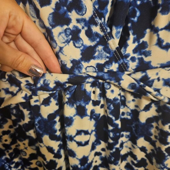 Women's Maxi Dress - Picture 5 of 9